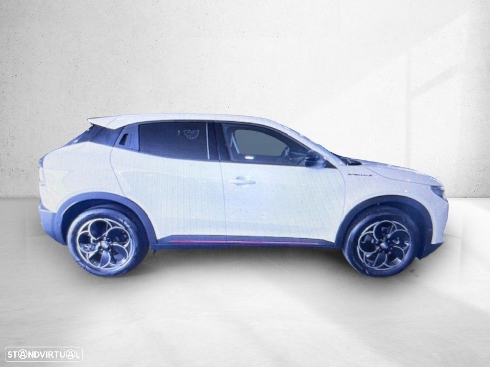 Alfa Romeo Junior Elletrica 50 kWh - 3