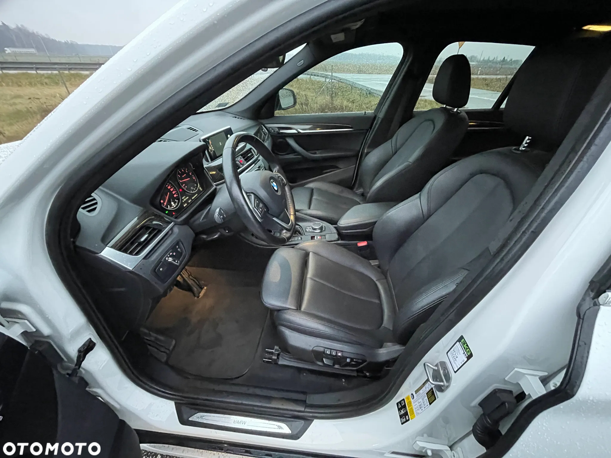 BMW X1 - 11