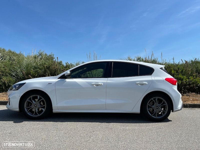 Ford Focus 1.5 TDCi EcoBlue ST-Line - 1