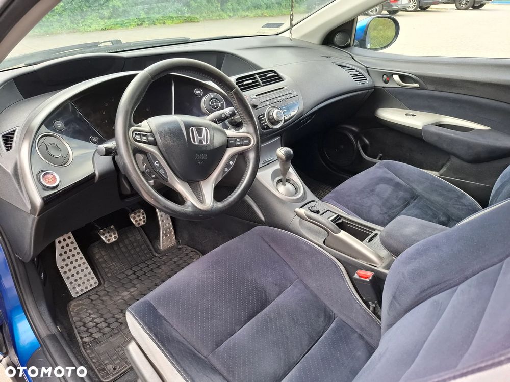 Honda Civic 1.8 Comfort - 9
