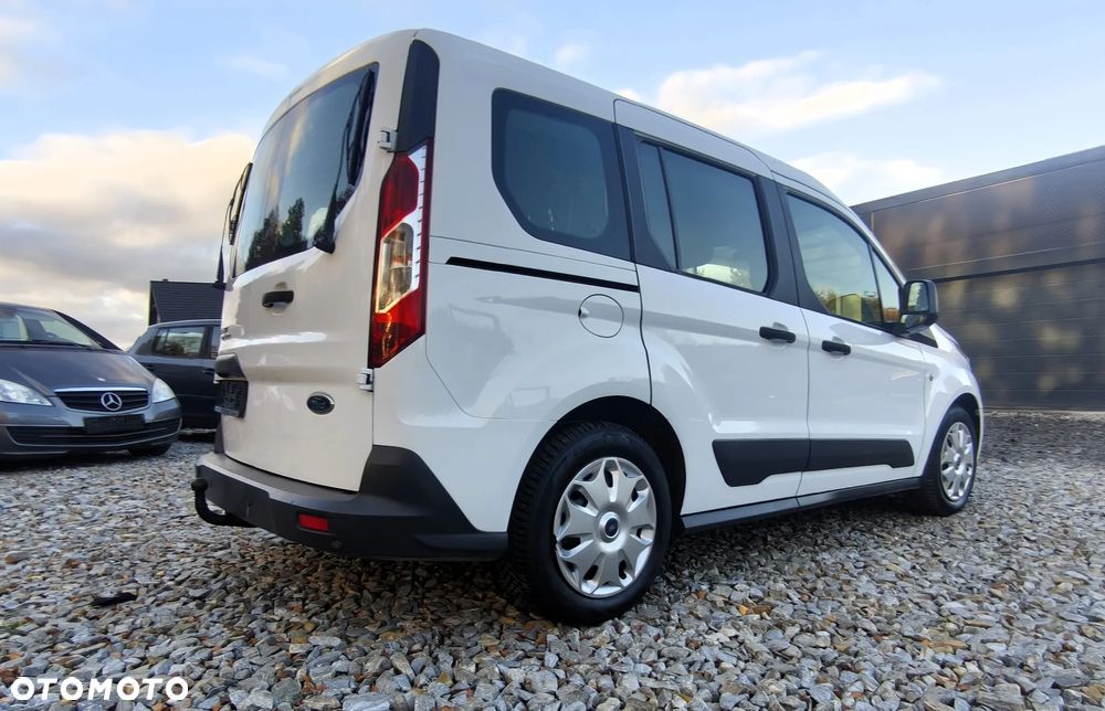 Ford Transit Connect - 21