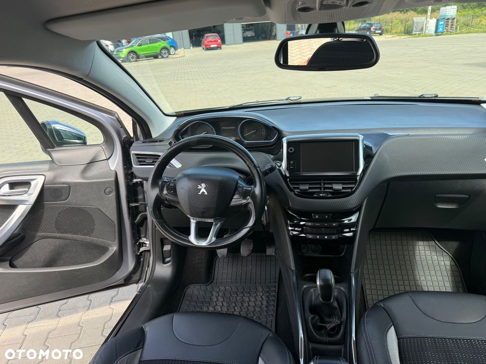 Peugeot 2008 1.6 VTi Style - 20