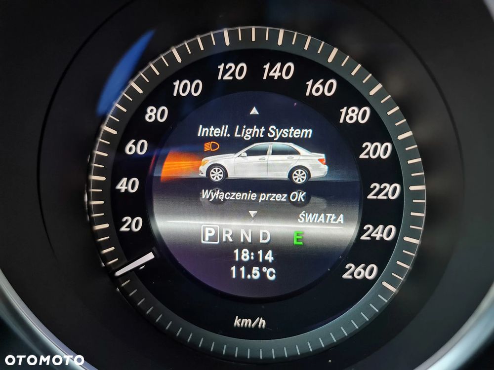 Mercedes-Benz Klasa C 180 (BlueEFFICIENCY) 7G-TRONIC - 18