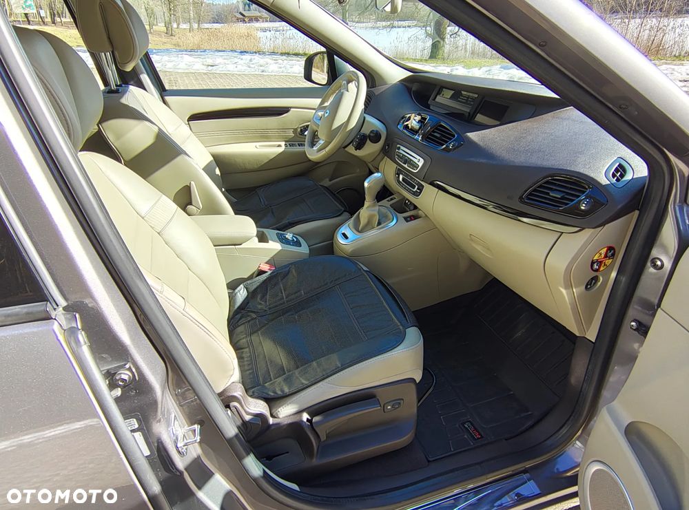 Renault Scenic 2.0 16V Privilege X-Tronic CVT - 14