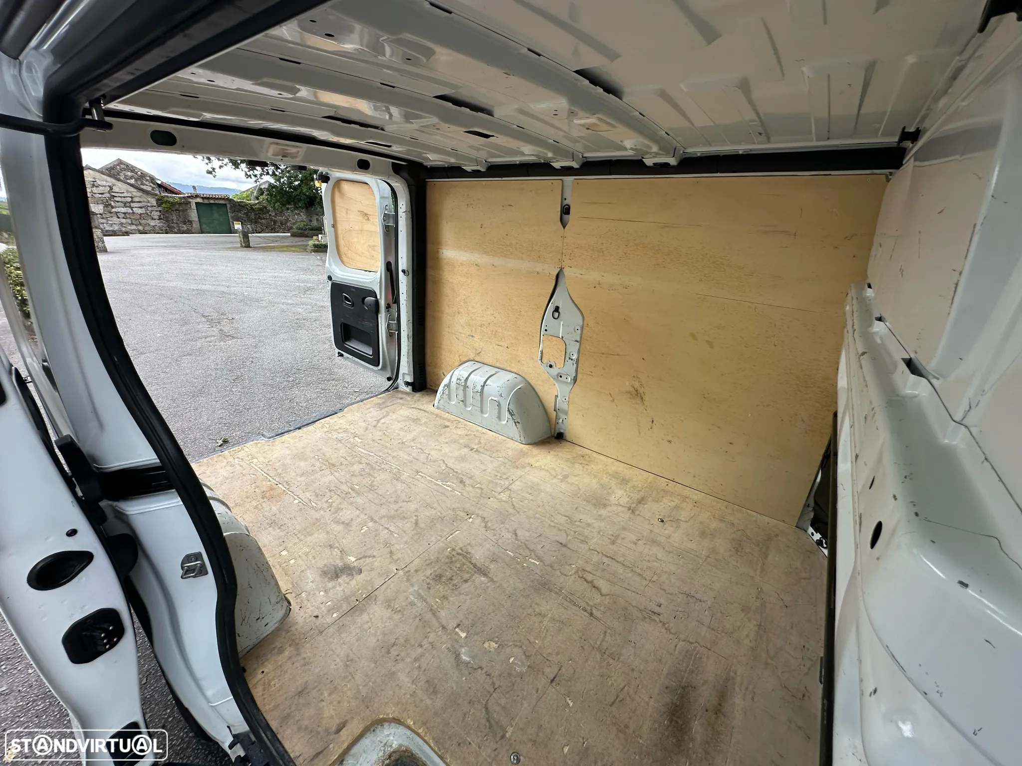 Renault Trafic L1H1 DCi 95 Confort - 23