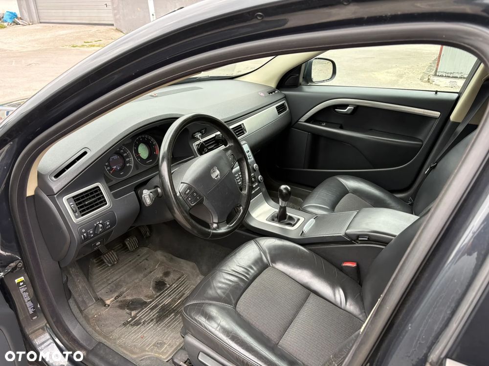Volvo V70 2.0 - 6