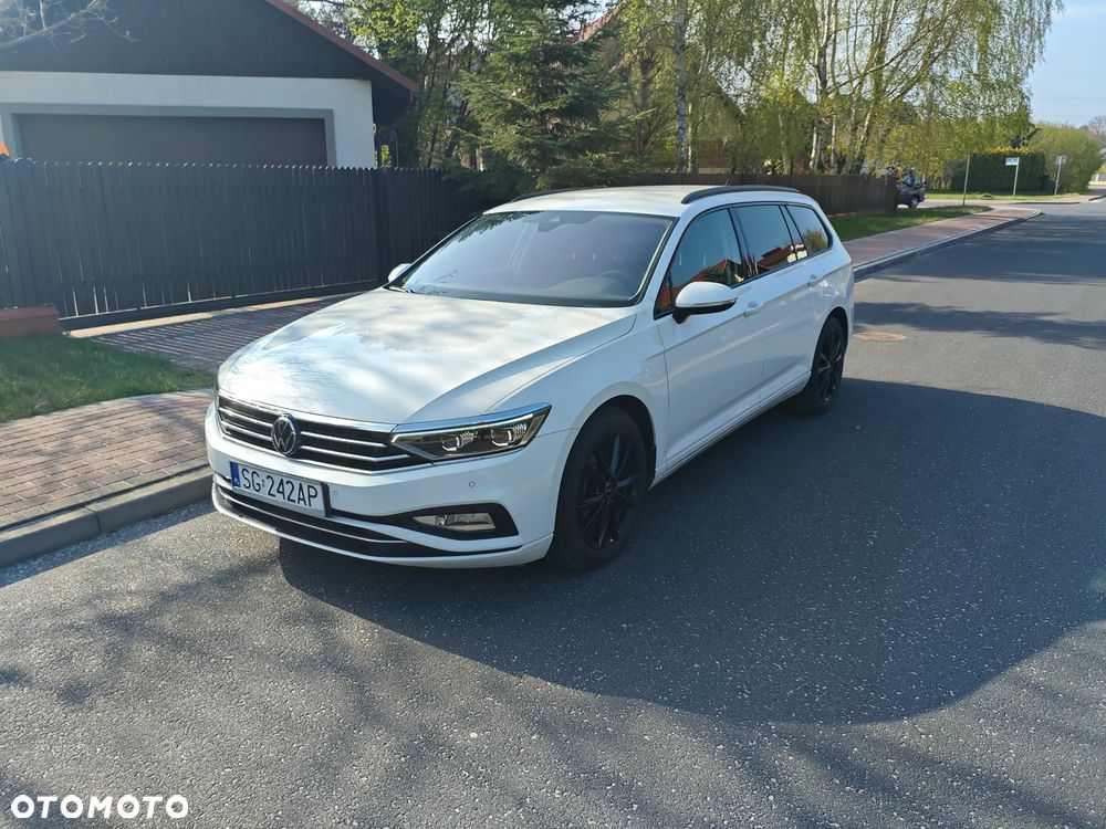 Volkswagen Passat 1.5 TSI EVO Business - 1