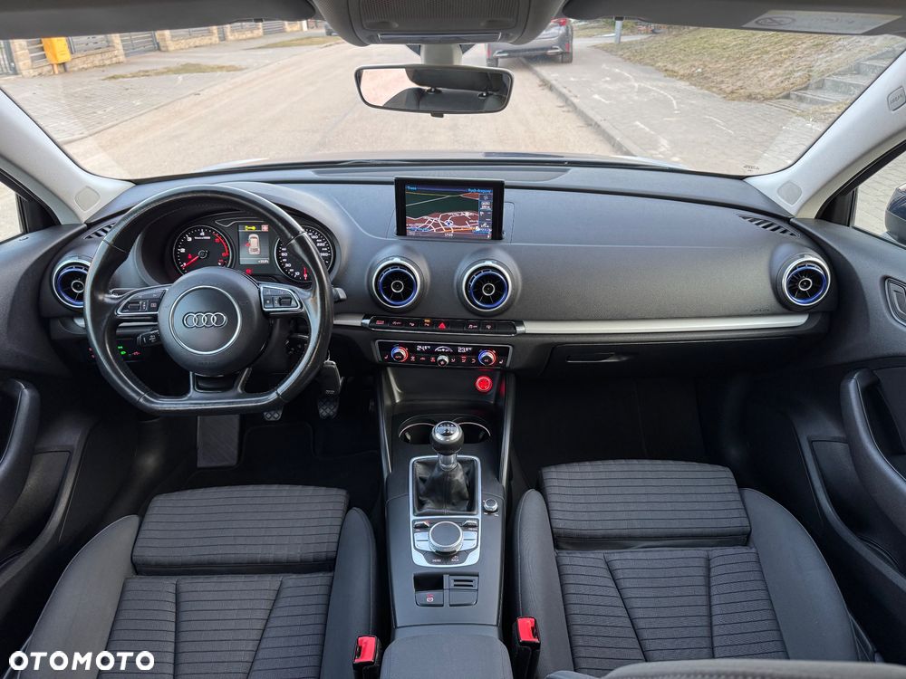 Audi A3 Sportback 1.6 TDI (clean diesel) S line Sportpaket - 7