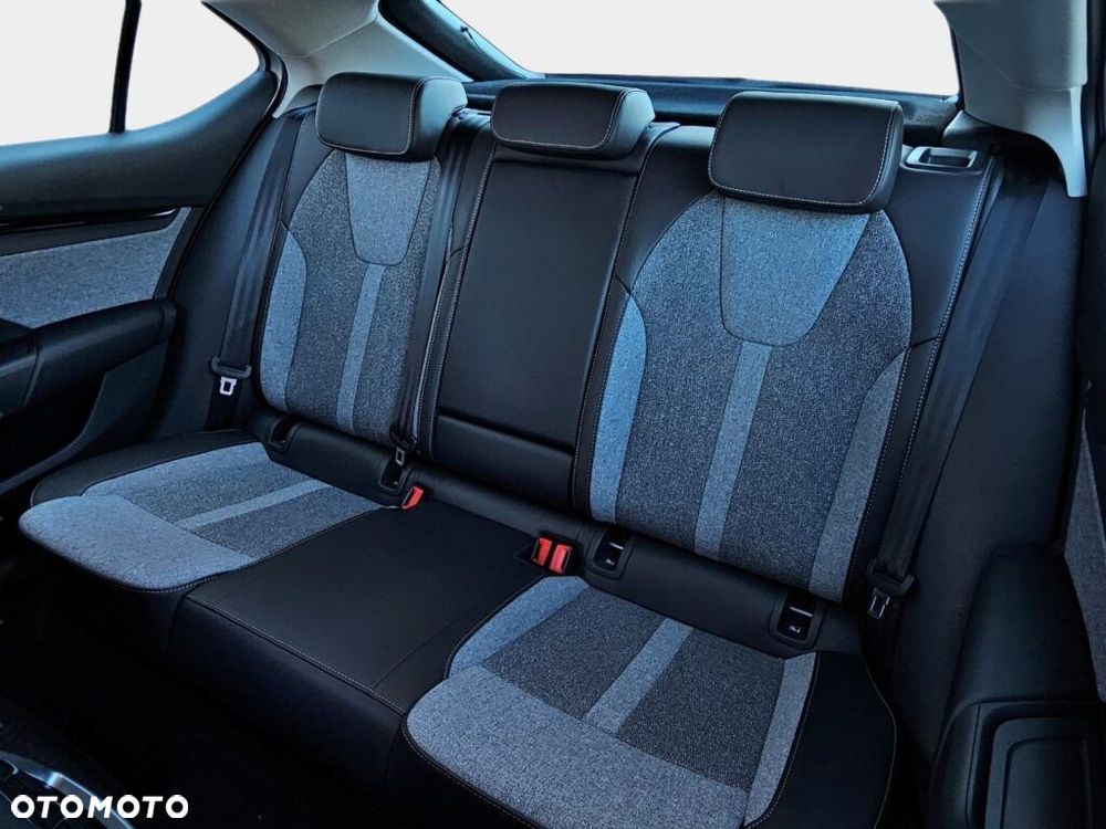 Skoda Octavia 1.5 TSI Selection - 35