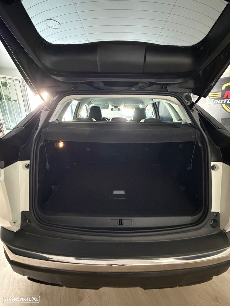 Peugeot 3008 PureTech 130 Stop & Start GPF Allure - 22