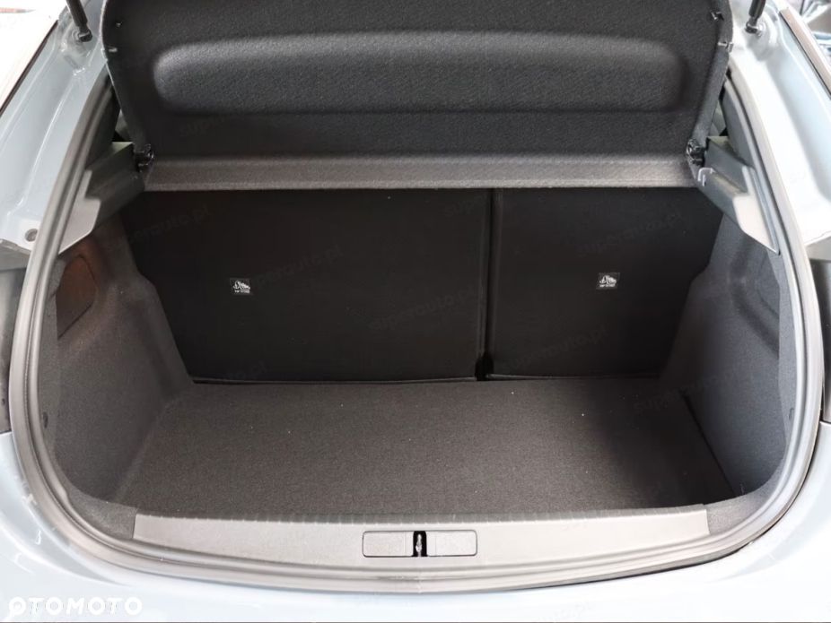 Opel Corsa 1.2 GS S&S - 10