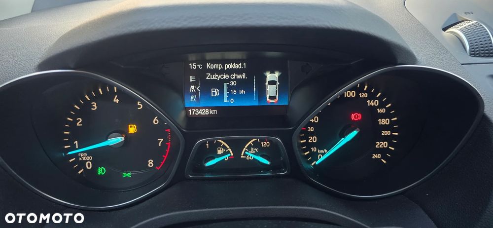 Ford Kuga 1.5 EcoBoost 2x4 Business Edition - 23