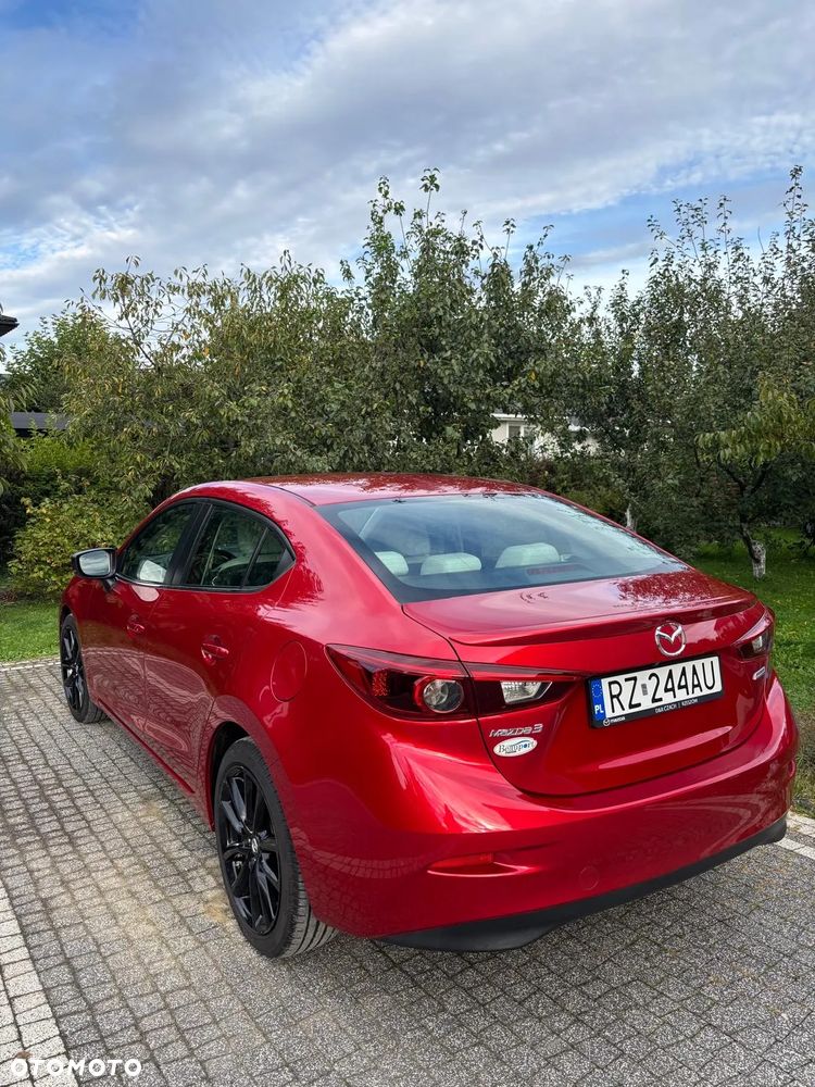 Mazda 3 2018 photo 3