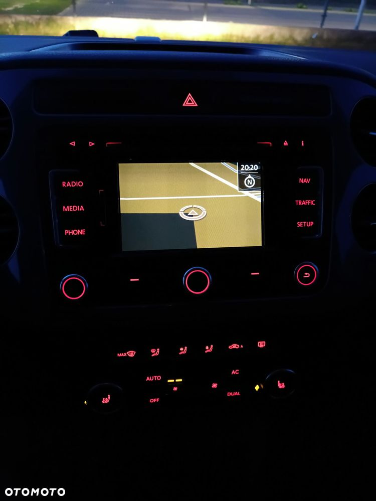 Volkswagen Tiguan 2.0 TDI DPF BlueMotion Technology Life - 24
