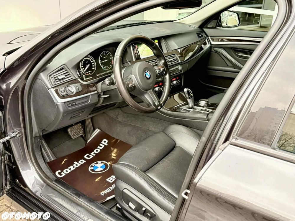 BMW Seria 5 525d xDrive - 5
