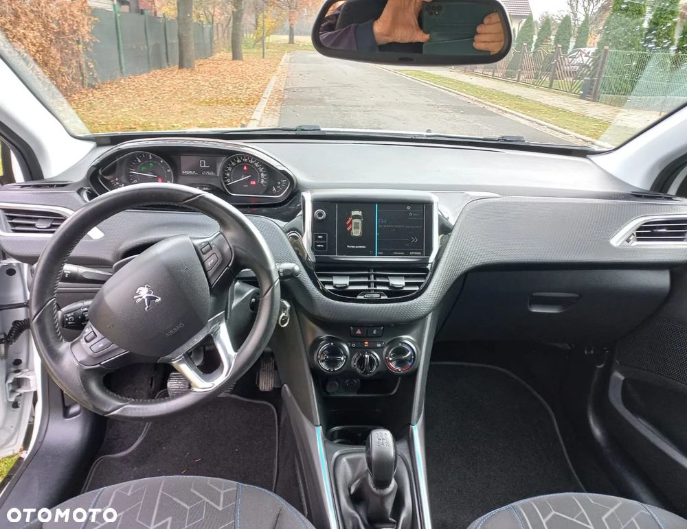 Peugeot 2008 1.6 BlueHDi Style - 5