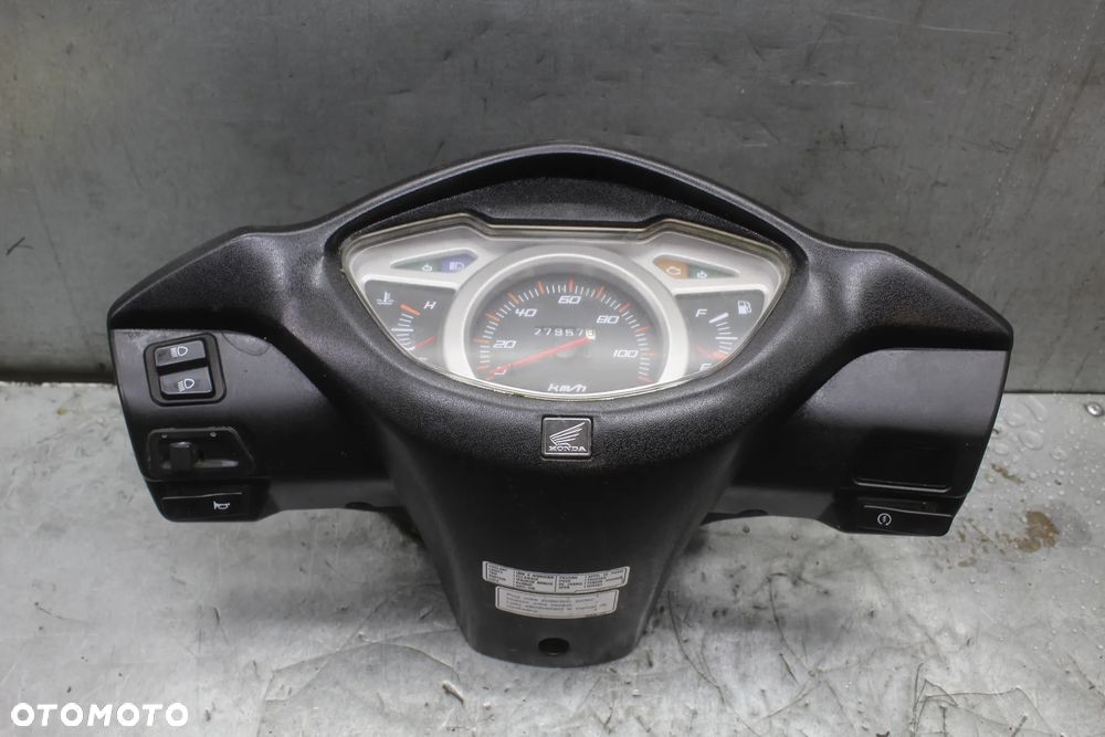 Honda Lead 110 licznik osłona kierownicy przełączniki - 1