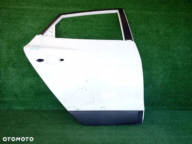 HYUNDAI IX35 drzwi prawe tylne tył pod listwę - 1