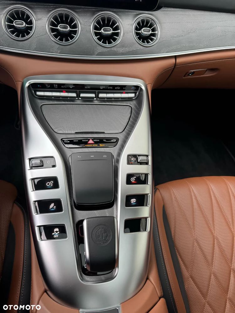 Mercedes-Benz AMG GT - 21