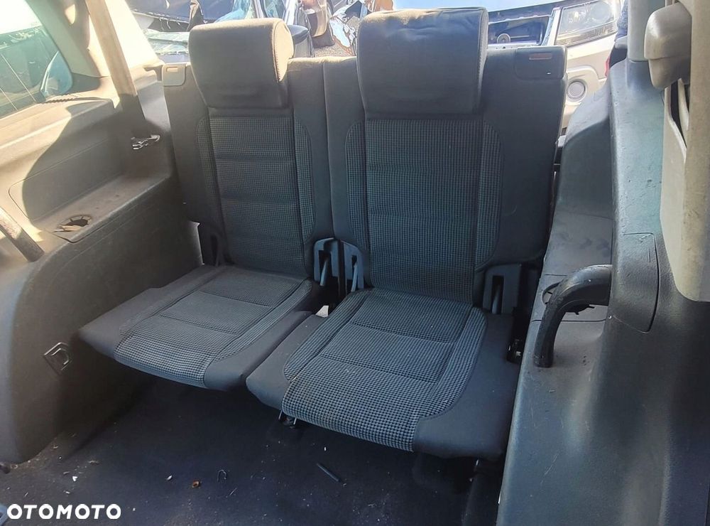 VW Touran 2,0 TDI 140KM 04-08 fotele 3 rząd 2osobowy - 1