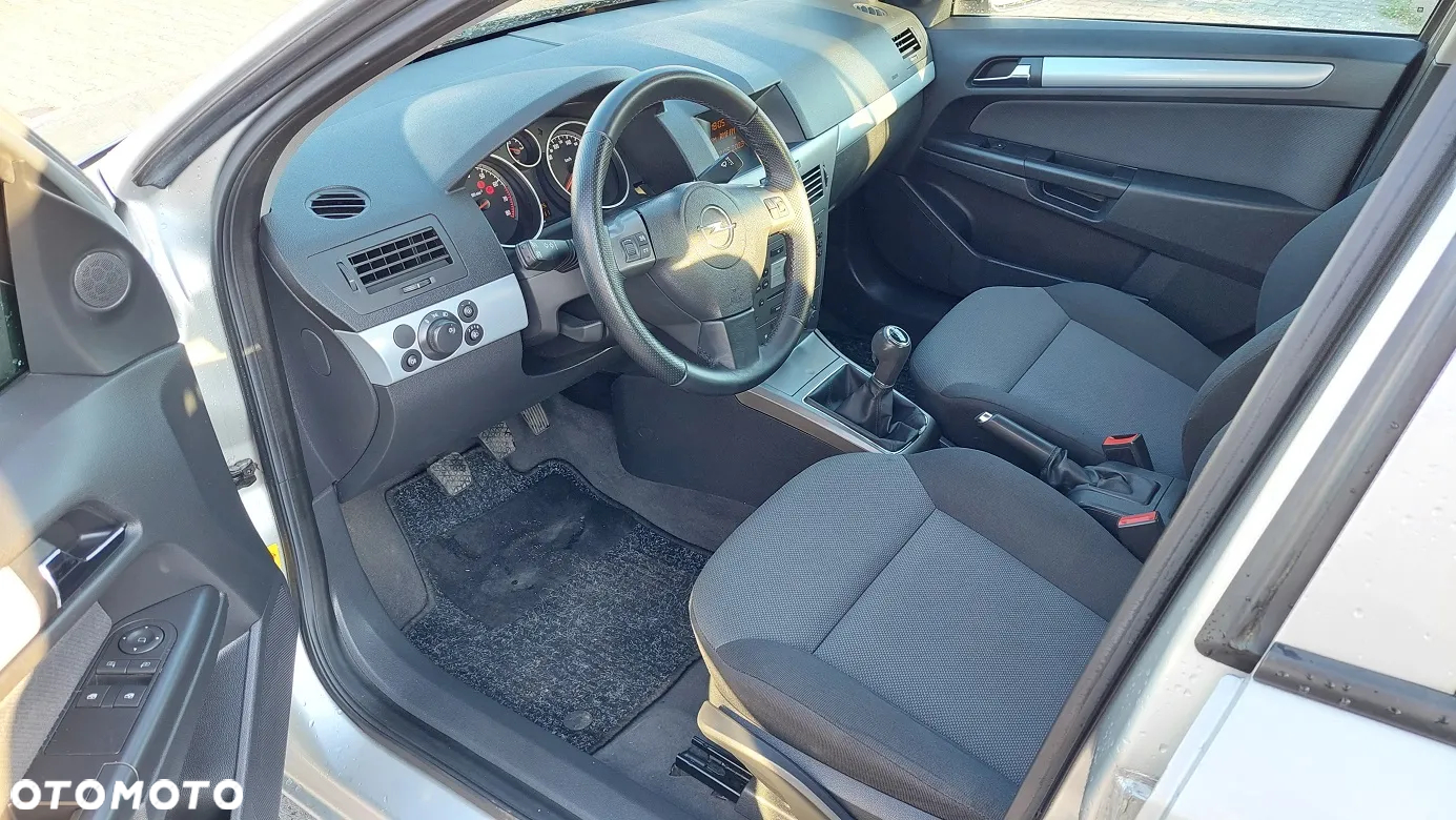 Opel Astra - 8