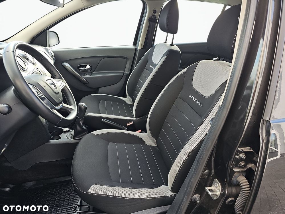 Dacia Sandero 1.5 dCi Laureate S&S - 10