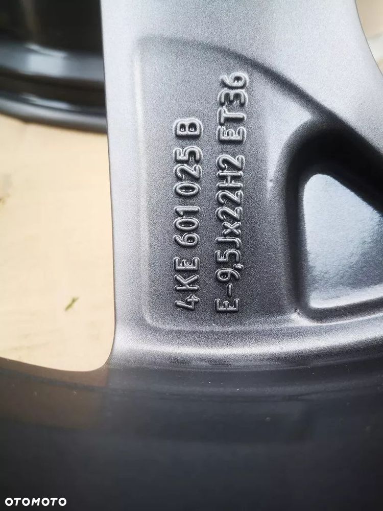 AUDI Q7 E-TRON Q7 RS6 RS7 RS5 22' 4KE - 12