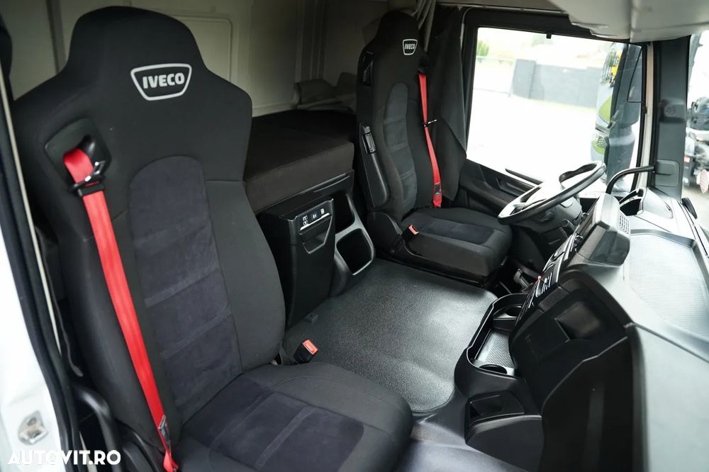 Iveco S-WAY / 420 / SISTEM HIDRAULIC / CABINĂ JOASĂ / EURO 6 - 35
