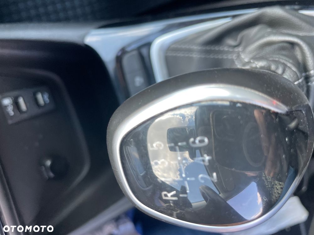 Opel Crossland X 1.2 T Elite S&S - 8