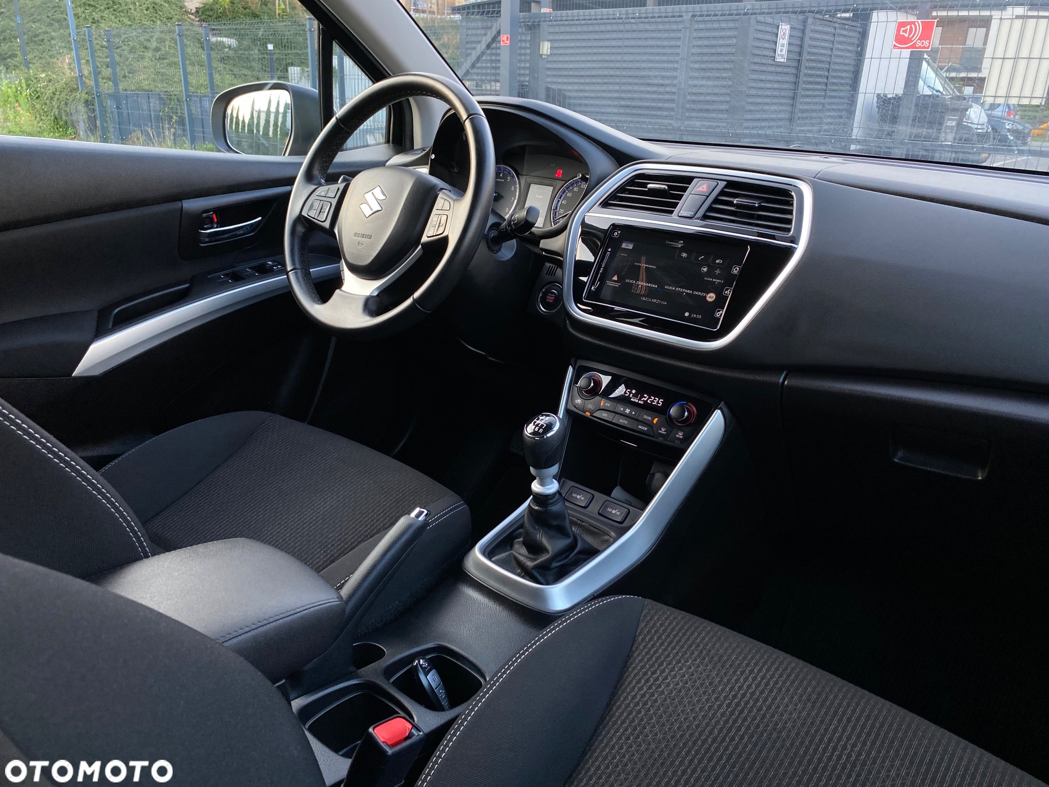 Suzuki SX4 S-Cross 1.4 T Premium - 7