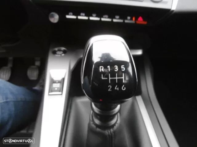 Peugeot 308 - 16