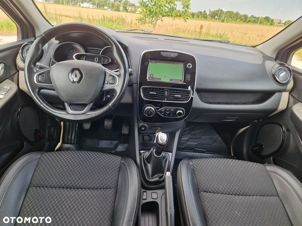 Renault Clio - 14