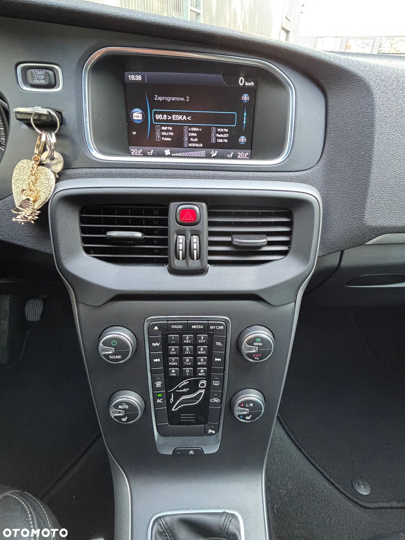 Volvo V40 T3 - 19