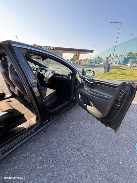 Tesla Model X 100D AWD - 9