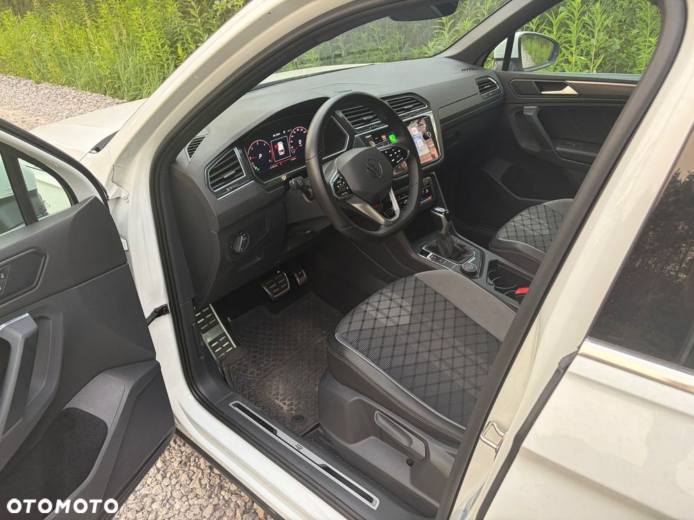 Volkswagen Tiguan 2.0 TDI SCR 4Mot R-Line DSG - 39