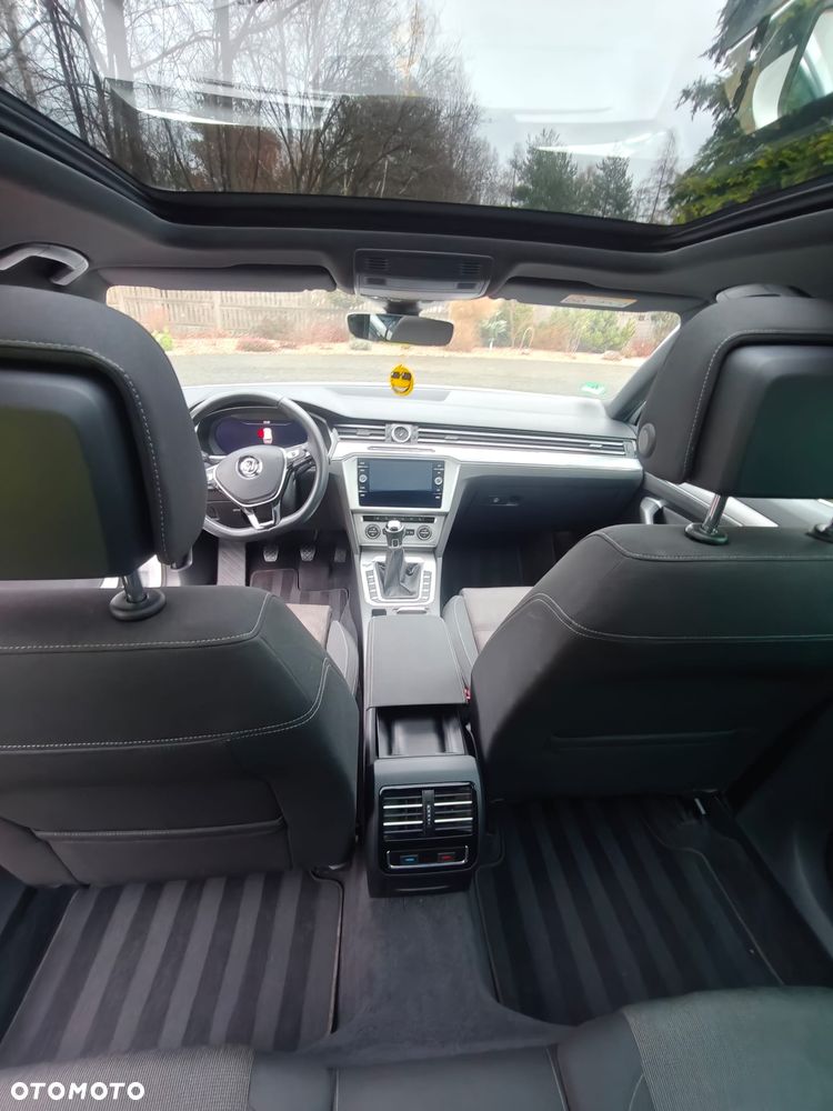 Volkswagen Passat 2.0 TDI (BlueMotion Technology) Highline - 21