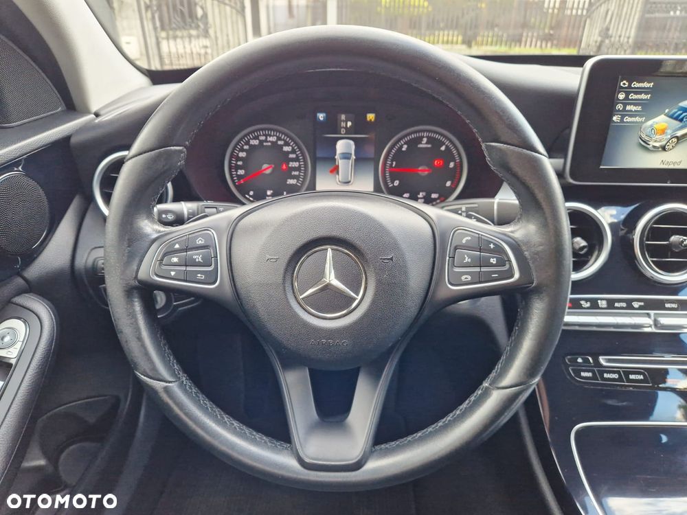 Mercedes-Benz Klasa C 220 CDI DPF Automatik BlueEFFICIENCY Elegance - 21