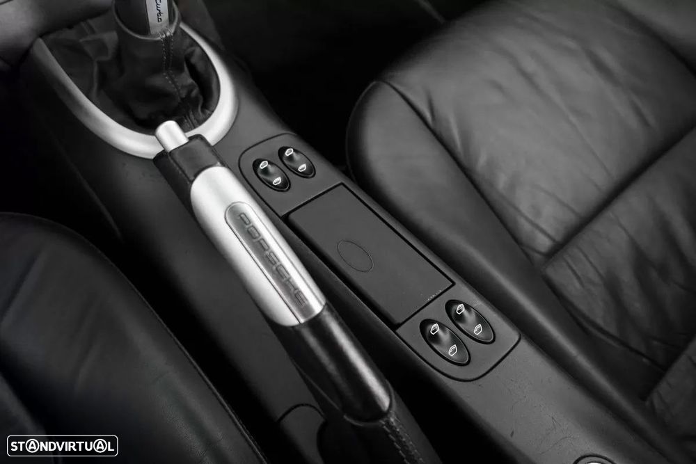 Porsche 911 (996) Turbo - 15