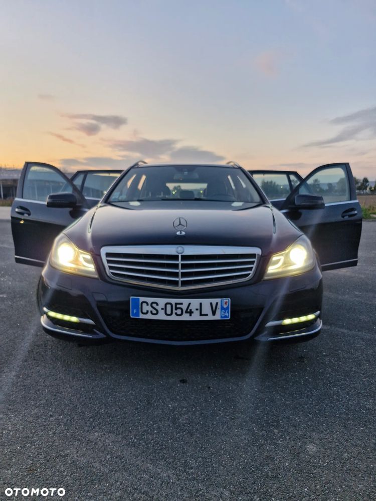 Mercedes-Benz Klasa C - 36