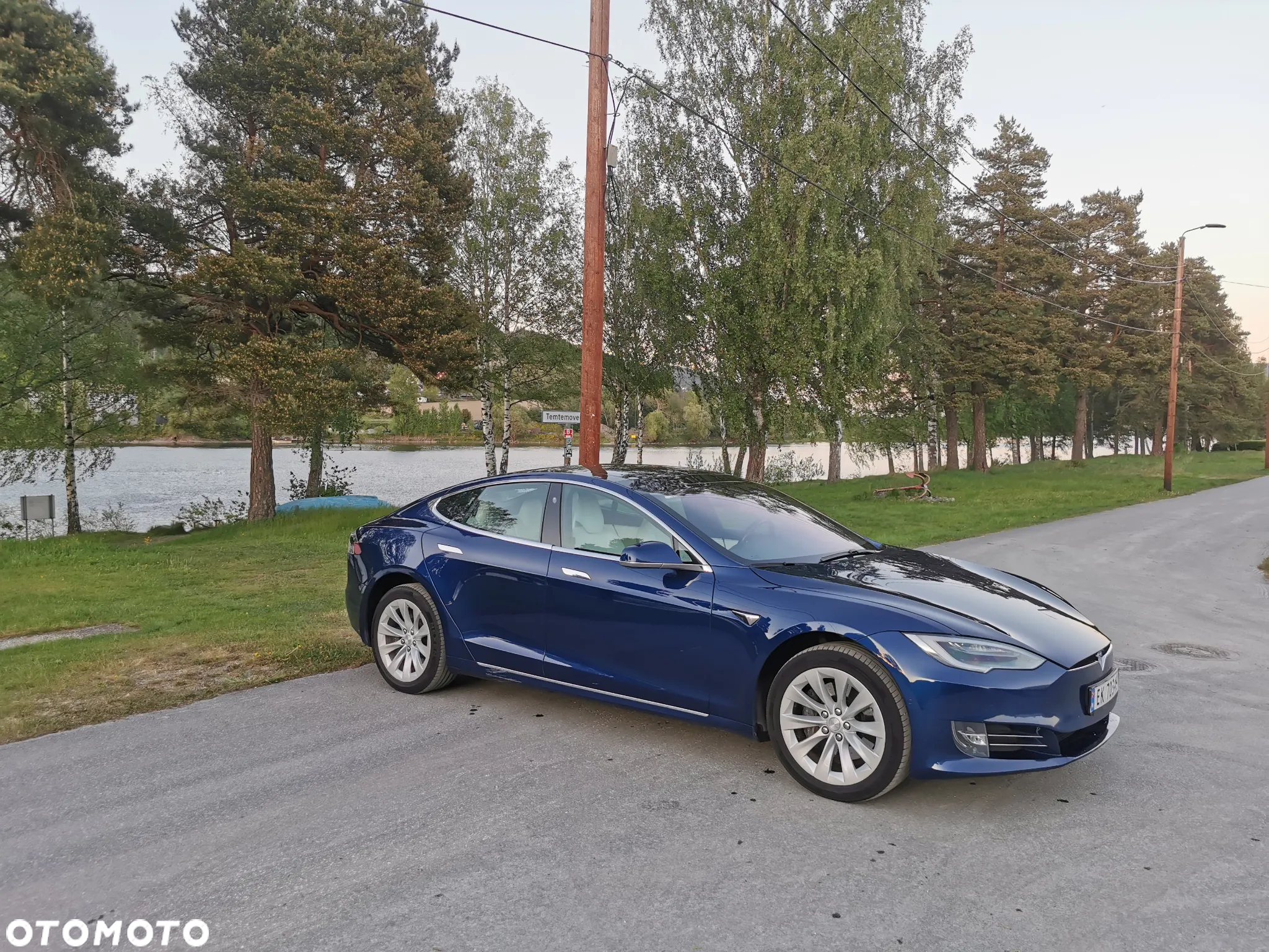 Tesla Model S Long Range Plus - 6