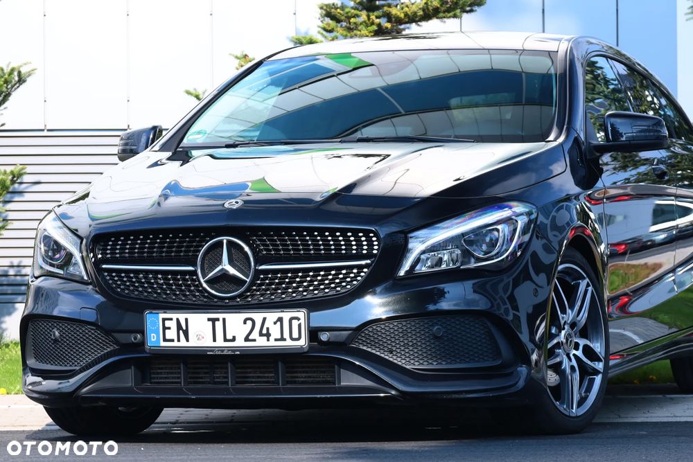 Mercedes-Benz CLA 200 7G-DCT AMG Line - 3