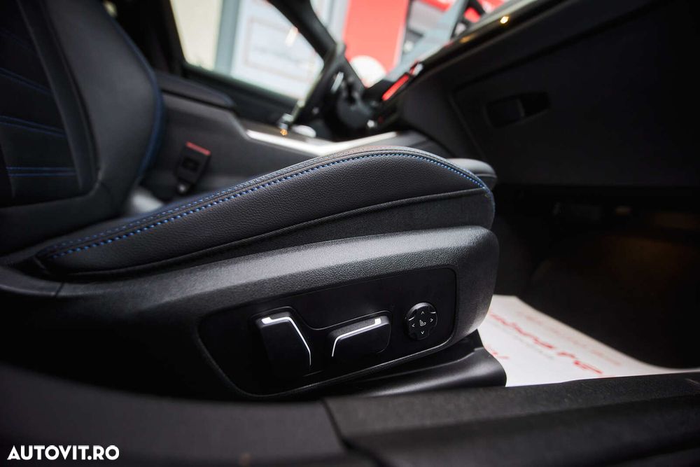 BMW Seria 3 320i xDrive AT - 23