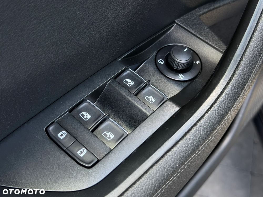 Skoda Superb 2.0 TDI SCR L&K DSG - 13