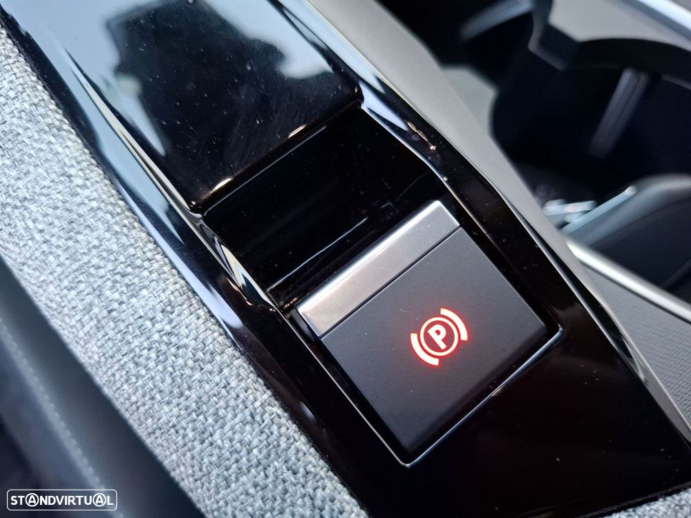 Peugeot 3008 1.6 Plug-in Hybrid GT e-DCS7 - 19