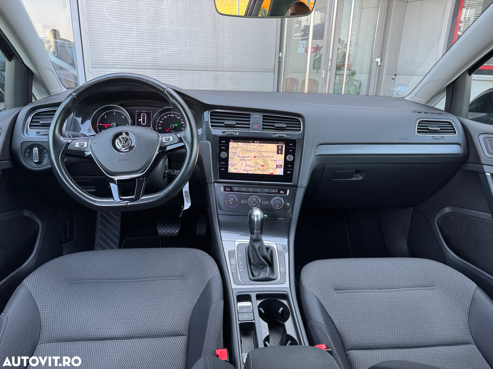 Volkswagen Golf 2.0 TDI DSG Style - 13