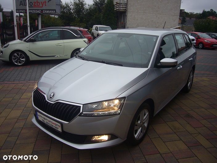 Skoda Fabia 1.0 TSI Ambition - 2