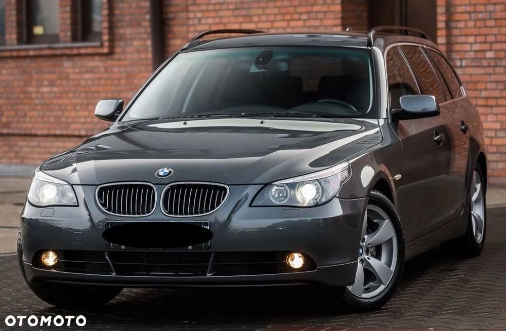 BMW Seria 5 525i - 4