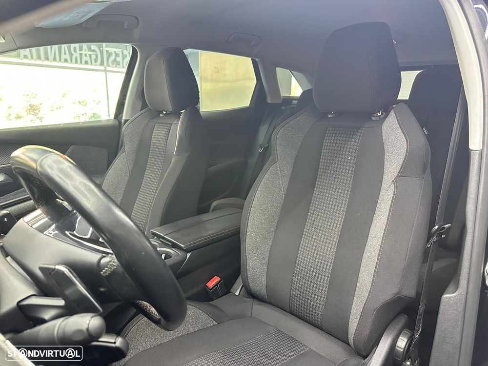 Peugeot 3008 1.5 BlueHDi GT Line EAT8 - 16