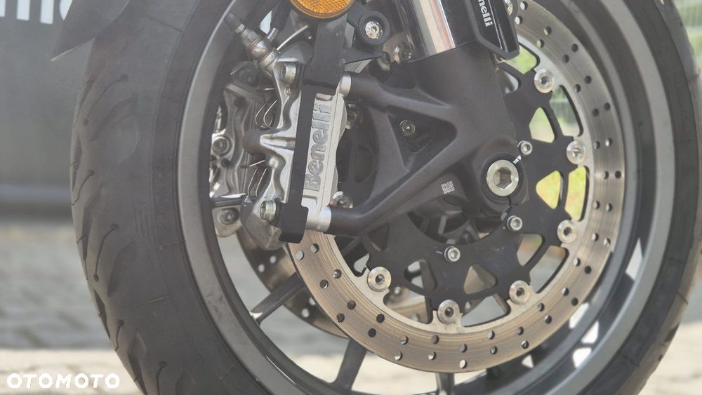 Benelli TRK 502 - 25