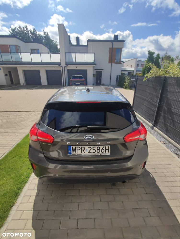 Ford Focus 1.0 EcoBoost Titanium Business - 2